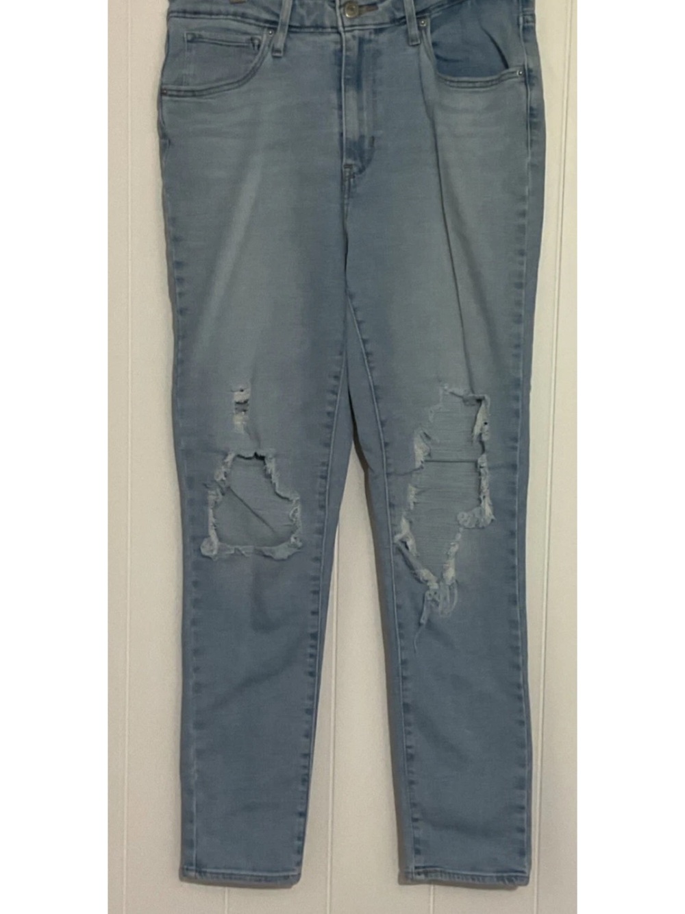 Levi's Light Blue Ripped Straight-Leg Women's Jeans - Picture 2 of 7